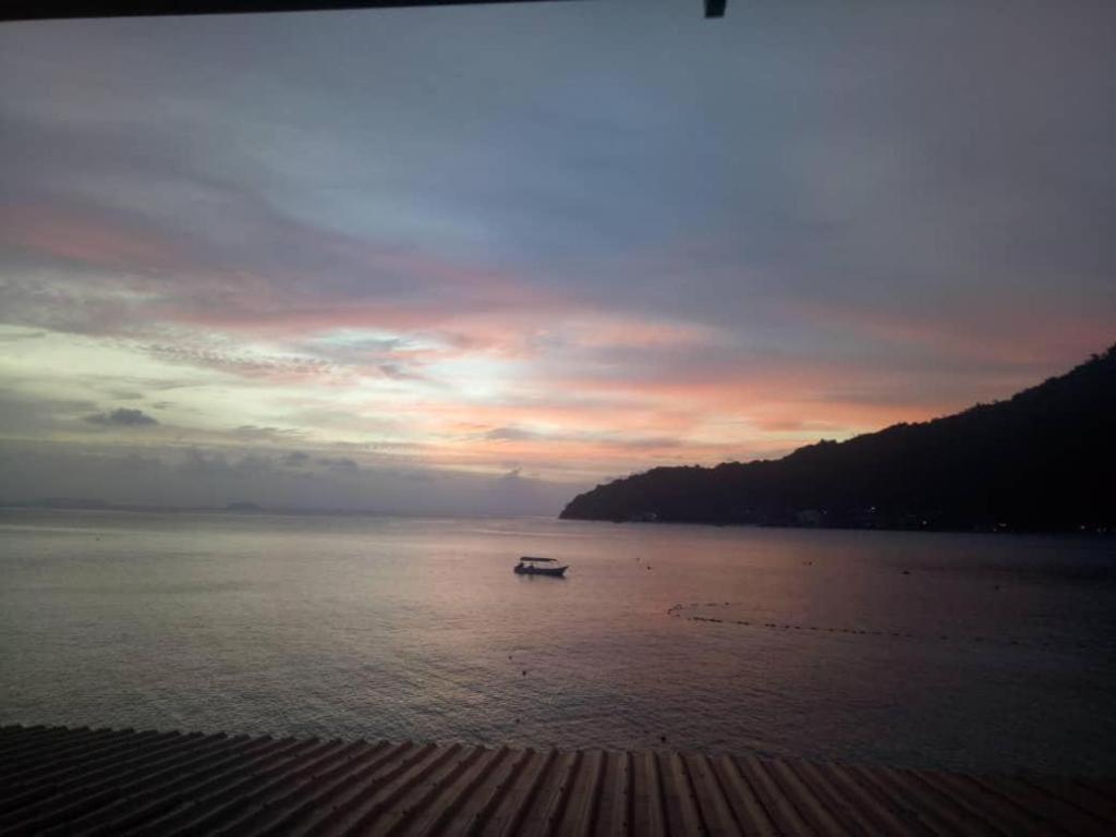 Beach Box Perhentian Kampong Pasir Hantu Esterno foto